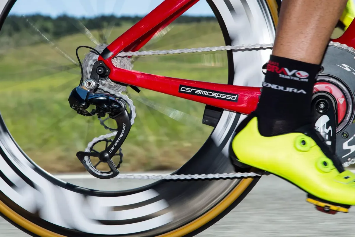 What's Up with the Oversize Rear Derailleur Pulleys Pros are Using in the Tour de France?