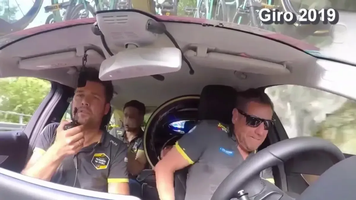 Video: Panic as Jumbo-Visma team car stops for toilet break just as Roglic suffers mechanical