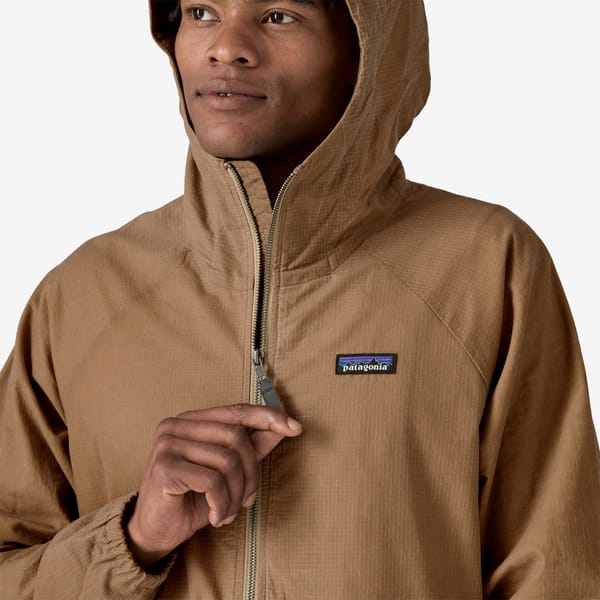 Patagonia’s Eco-Friendly Waxed Cotton Jacket: A Modern Take on Classic Outdoor Gear