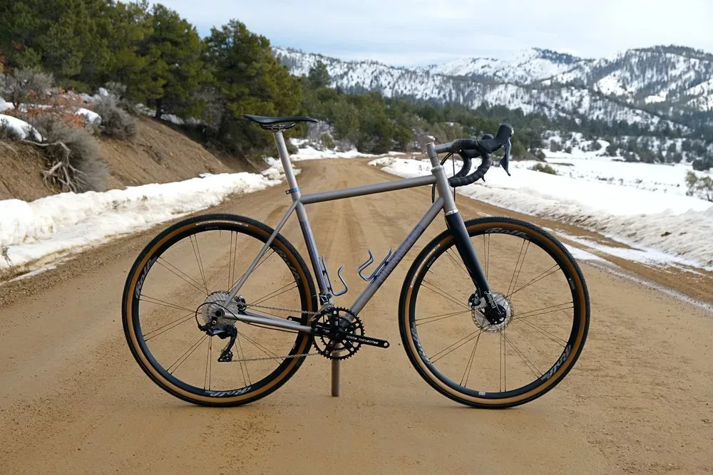 There S A New Ti Gravel Bike On The Block Hirondelle Bicycle Company